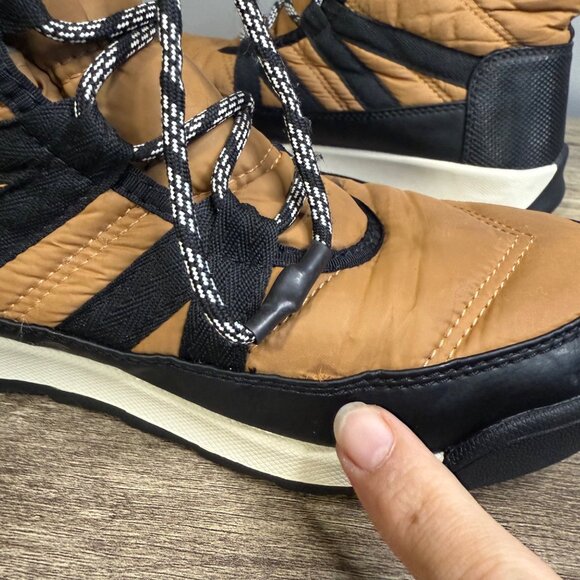 Sorel Waterproof Tan & Black Snow Boots Lightweight Insulated Footwear Sz 6 - Picture 7 of 9